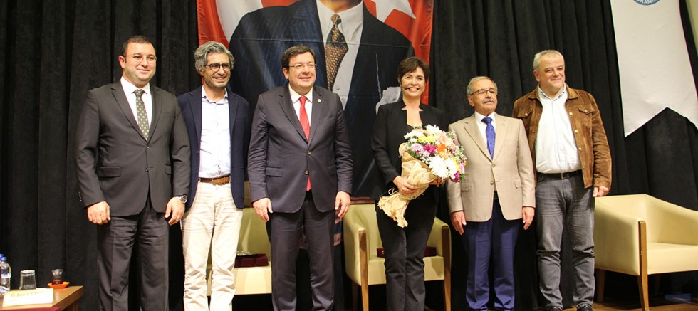 1. Yüzyılından 2. Yüzyılına Cumhuriyet Paneli Gerçekleştirildi
