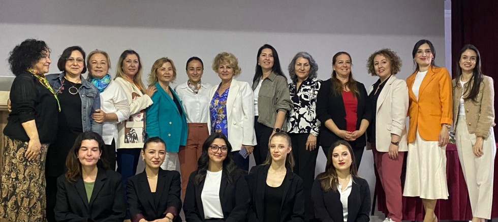 100 Öğrenci 100 Kadın Girişimci Projesi Devam Ediyor