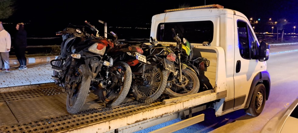 12 Motosiklet ve 1 Otomobil Trafikten Men Edildi