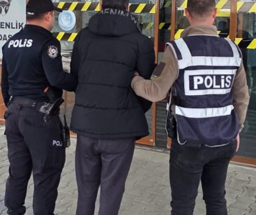 15 Yıl Hapis Cezası Bulunan Firari Şahıs Yakalandı