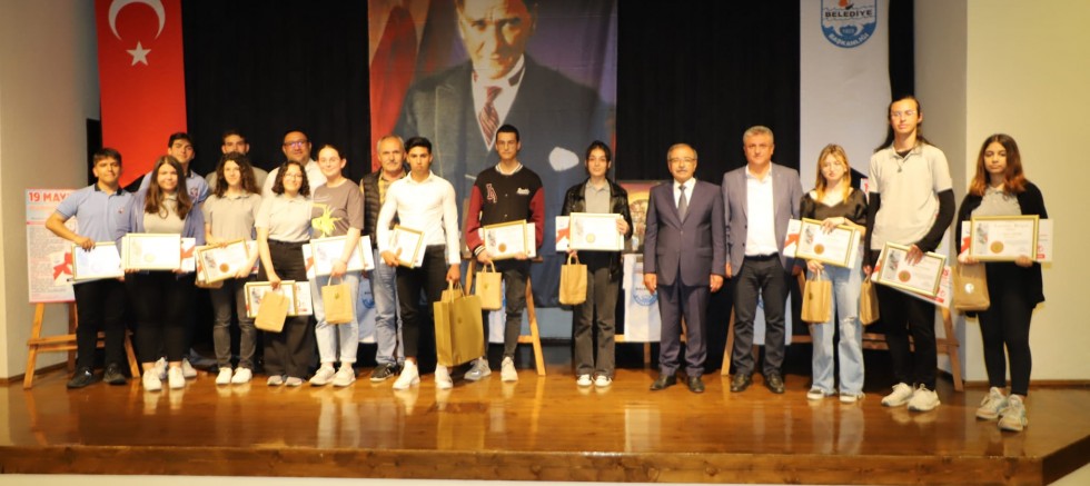 19 Mayıs Yarışmasının Ödülleri Sahiplerini Buldu