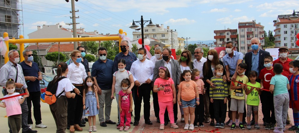 2 Çocuk Parkının Açılışı Yapıldı