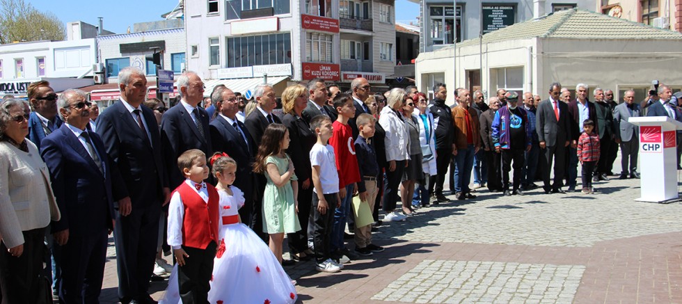 23 Nisan Alternatif Törenle Kutlandı