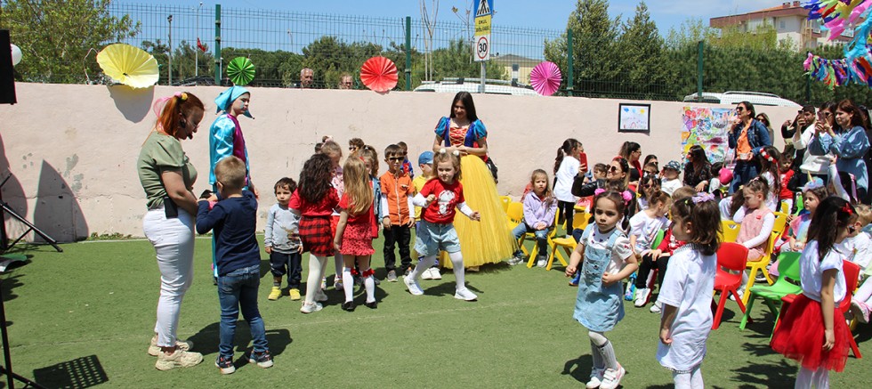 23 Nisan’ı Çocuk Şenliği İle Kutladılar
