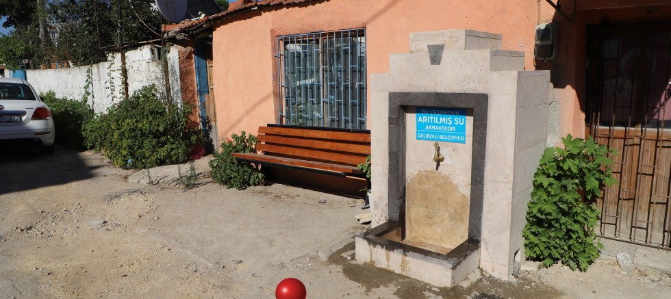 8 Sokak Çeşmesinden İçilebilir Su Hizmet Veriyor