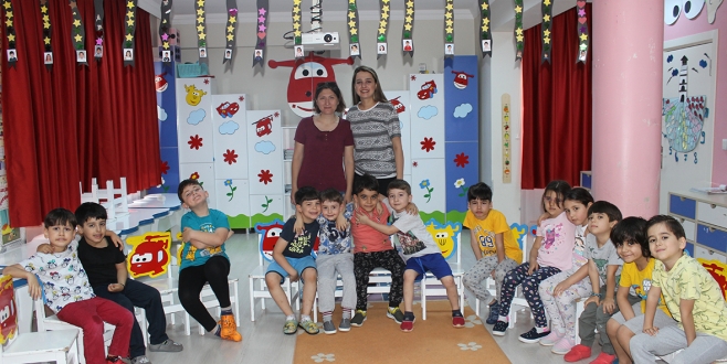 Aileler Minik Öğrencilere Mesleklerini Anlatıyor