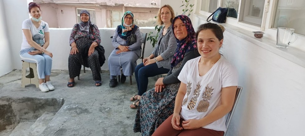 AK Kadınlardan Bayırköy’e Ziyaret
