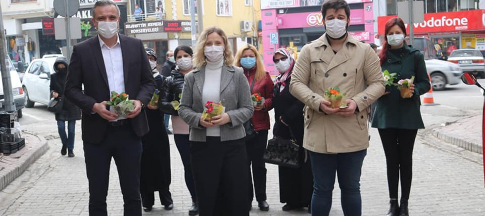 AK Parti,8 Mart Dünya Kadınlar Gününü Kutladı