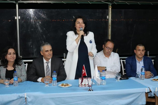AK PARTİ BAYRAMLAŞMA PROGRAMI DÜZENLEDİ