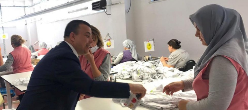 AK PARTİ BELEDİYE BAŞKAN ADAYI  ÇETİN’DEN KADINLAR GÜNÜ ZİYARETLERİ