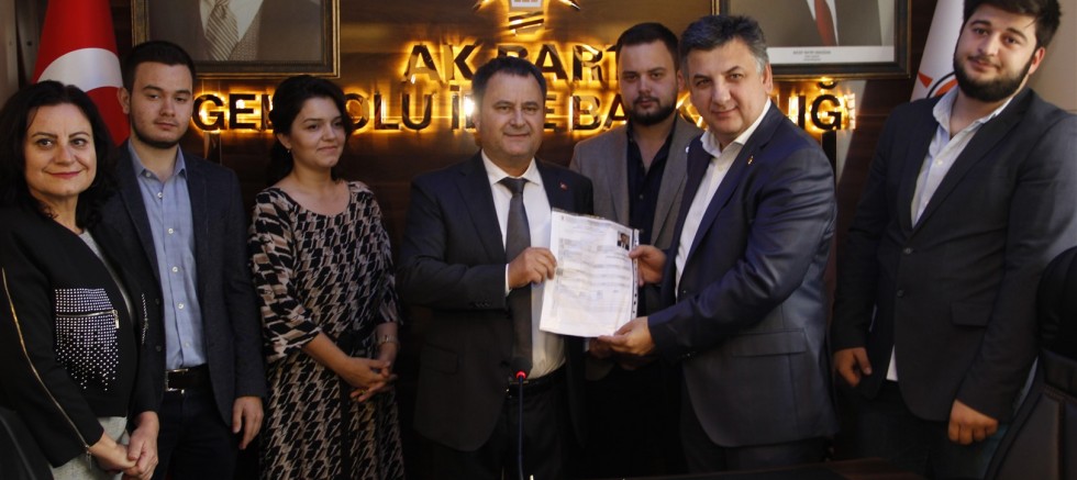 AK Parti'de belediye başkanlığına aday adayı