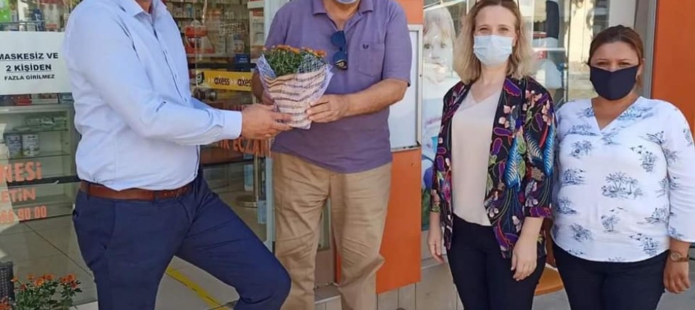 AK Parti’den Eczacılık Günü Ziyareti