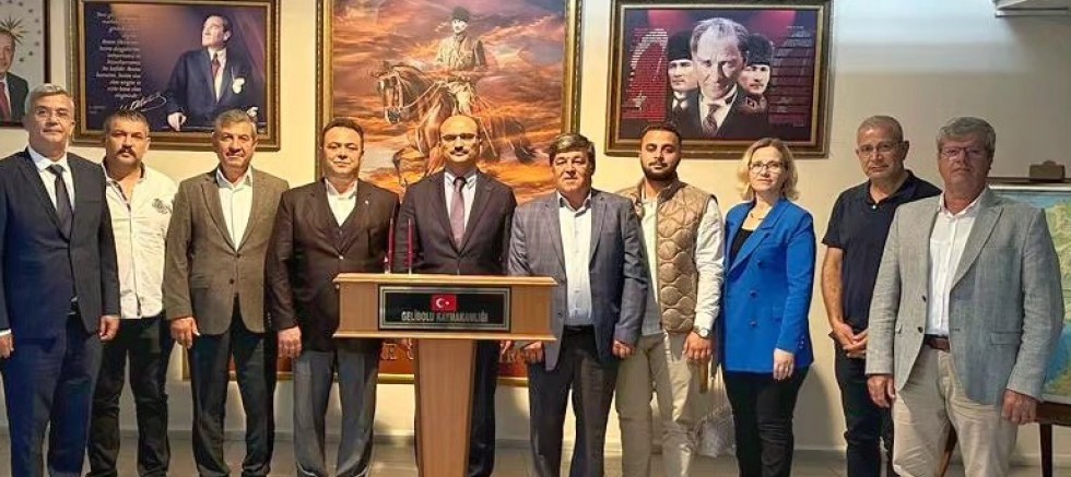 AK Parti’den Kurum Ziyaretleri