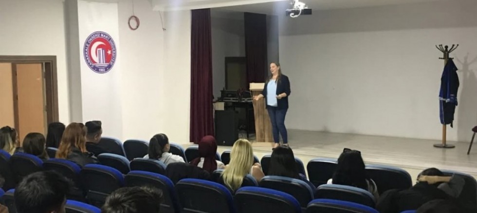 Akademide Kariyer Semineri Düzenlendi