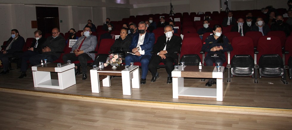 ‘Akif’ Belgeselinin Gösterimi Yapıldı