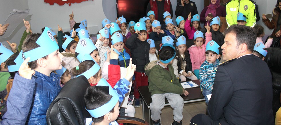 Anasınıfı Öğrencilerinin Polis Haftası Ziyareti