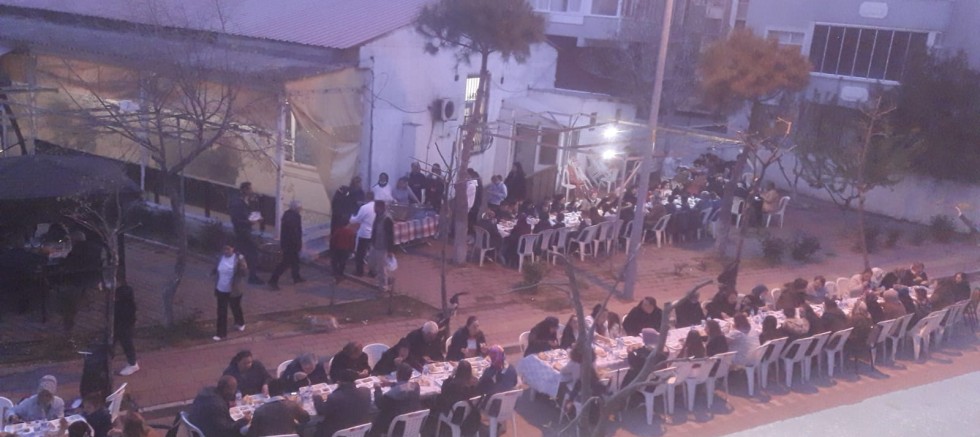 Avcılar Kulübünden İftar Yemeği