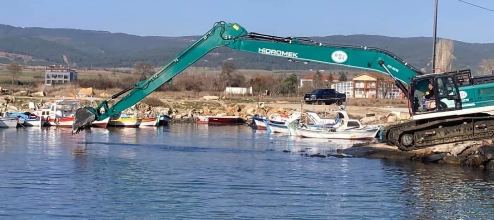 Balıkçı Barınağı, Limaniçi Temizleme Çalışmaları Başladı