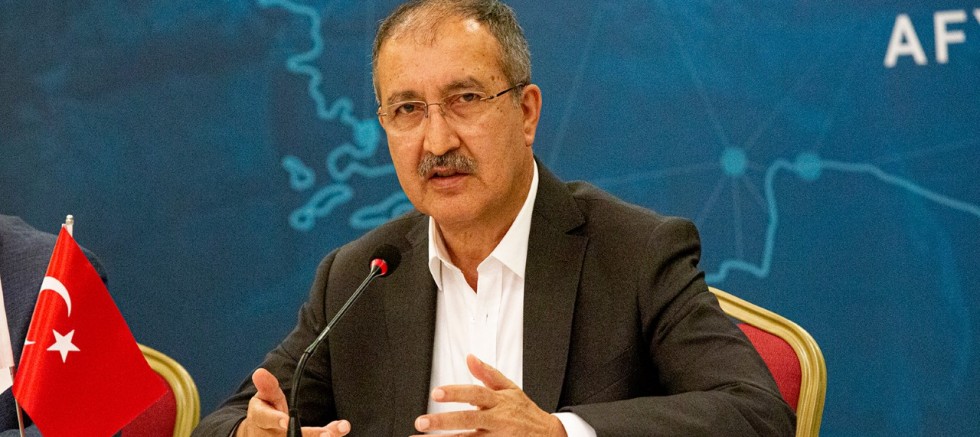 “Basın İlan Kurumu Siyasi Bir Kurum Değildir”
