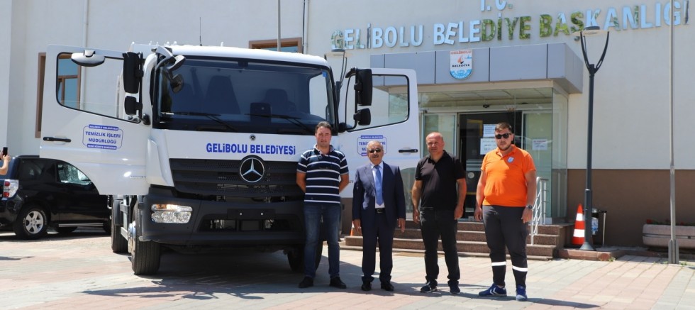 BAŞKAN ÖZACAR, ARAÇ FİLOSUNU  GENİŞLETMEYE DEVAM EDİYOR