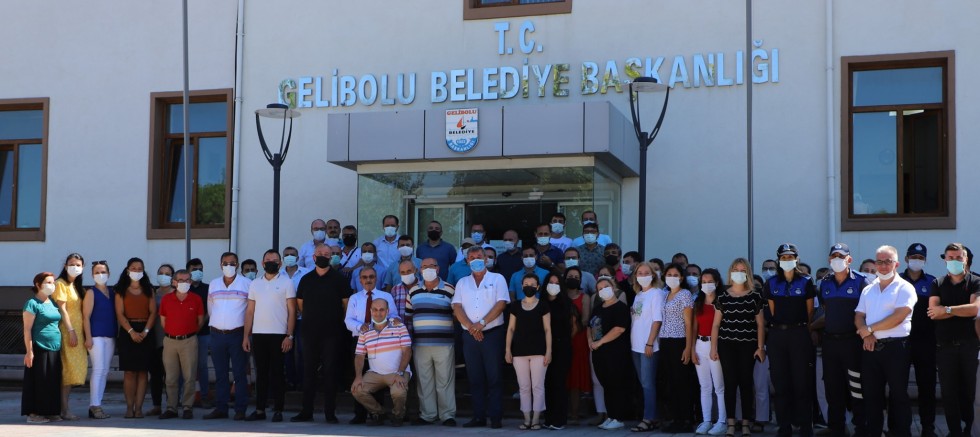 Başkan Özacar, Belediye Personelinin Bayramını Kutladı