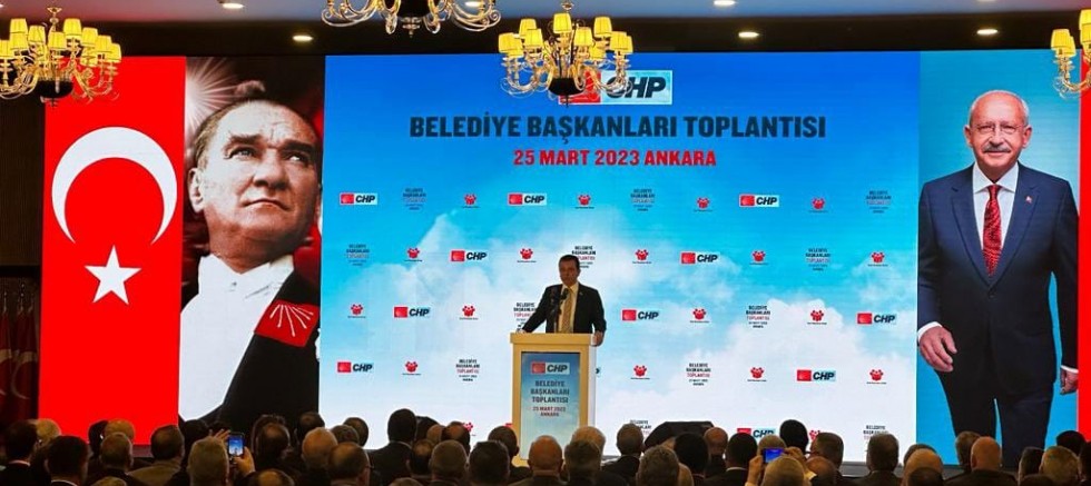 Başkan Özacar, CHP’li Belediye Başkanları Toplantısına Katıldı