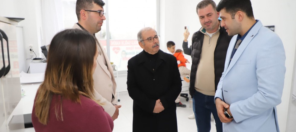 Başkan Özacar’dan Gelibolu Sağlık Kabini’ne Ziyaret
