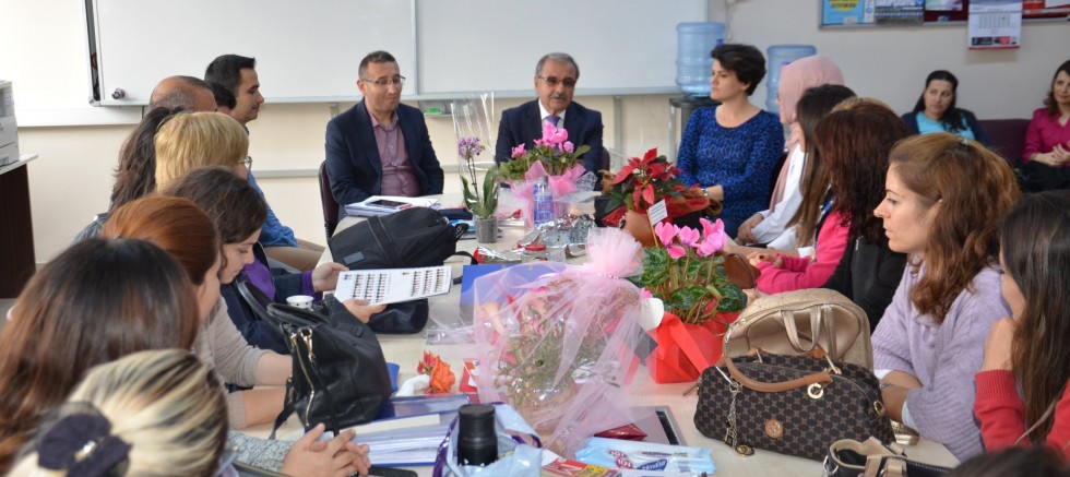 BAŞKAN ÖZACAR’DAN ÖĞRETMENLERE ZİYARET