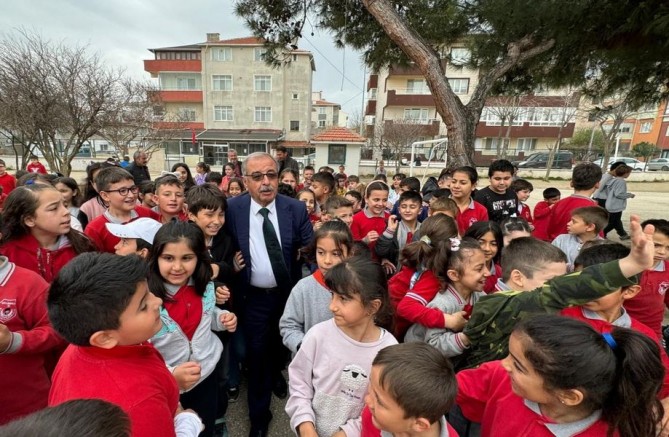 Başkan Özacar’dan Okul Ziyareti