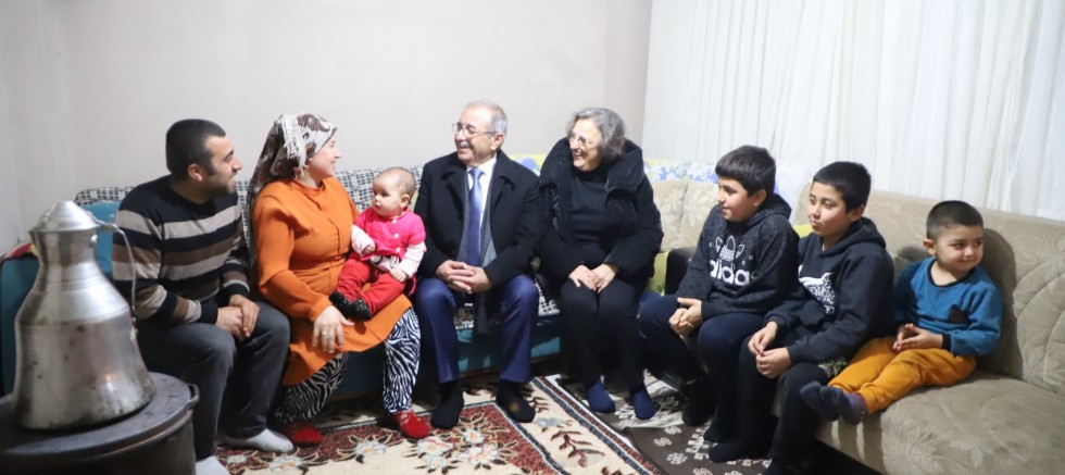 Başkan Özacar, Ev Ziyaretlerine Devam Ediyor