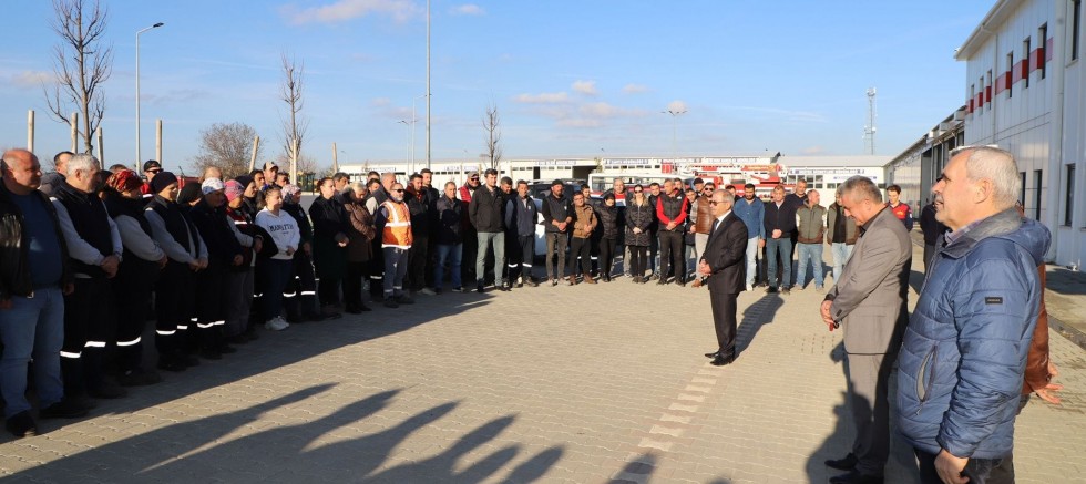 Başkan Özacar, Personelinin Yeni Yılını Kutladı