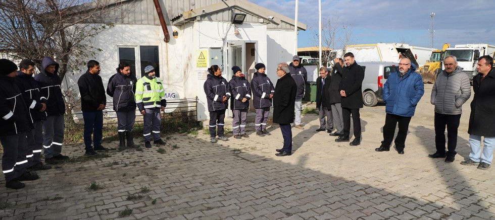 Başkan Özacar, Personelinin Yeni Yılını Kutladı