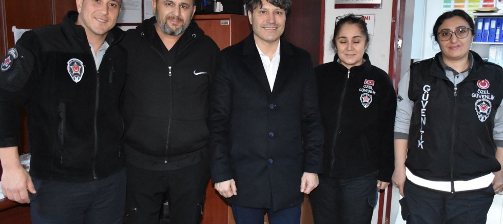 Başkan Soyuak, Görevi Başındaki Personellerin Yeni Yılını Kutladı