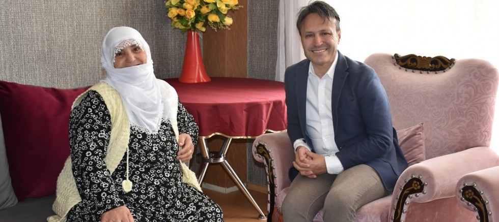Başkan Soyuak’tan Anneler Günü Ziyaretleri