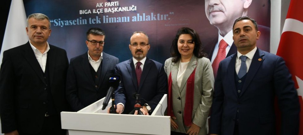 ‘Başörtüsü Konusunda CHP Net Özür Dilemelidir’