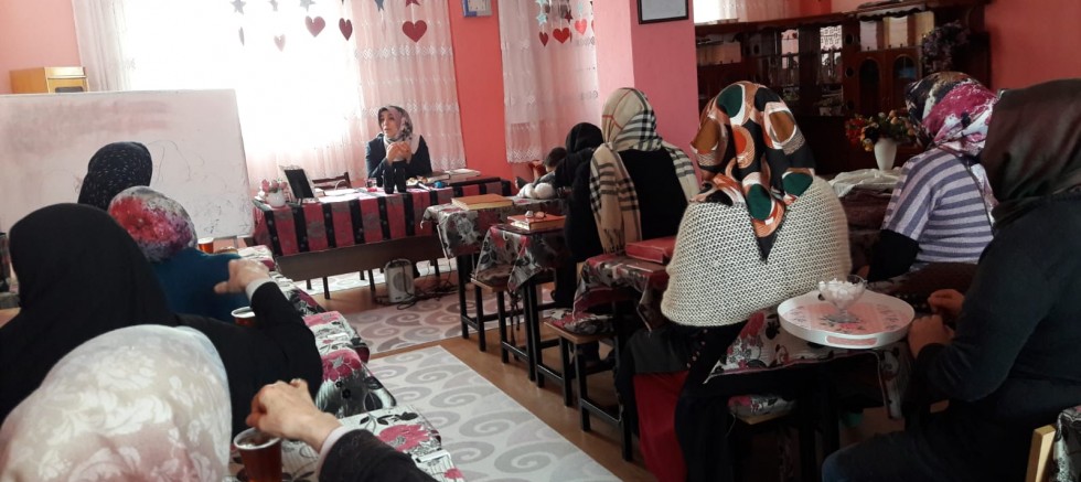 Bayanlara Özel Cuma Dersleri