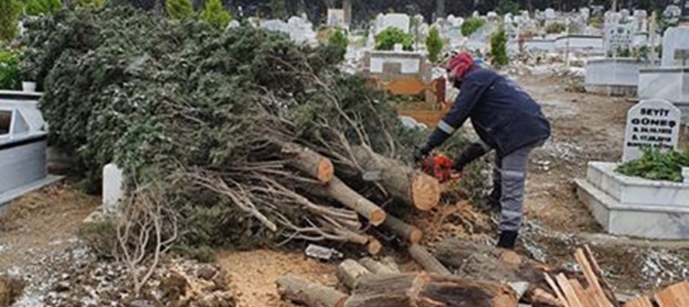 Belediye Ekipleri Çalışmalarını Sürdürüyor