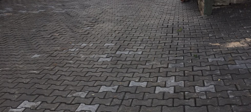 Bir Köyde Daha Parke Taşı Çalışmaları Tamamlandı