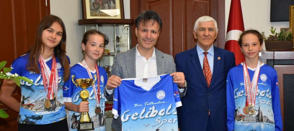 Bisiklet Takımından Başkan Soyuak’a Ziyaret