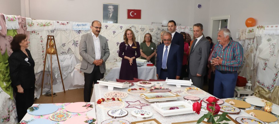 Bolayır Köy Yaşam Merkezi’nde Sergi Açılışı Gerçekleştirildi
