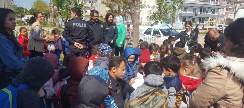 Bu Memleketin Kutlu Emanetlerin Bekçisiyiz