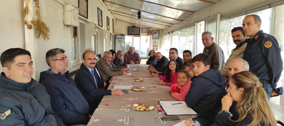 Burhanlı Köyünde Halk Toplantısı Gerçekleştirildi