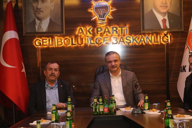 Büyükzöngür, AK Parti’nin Toplantısına Katıldı