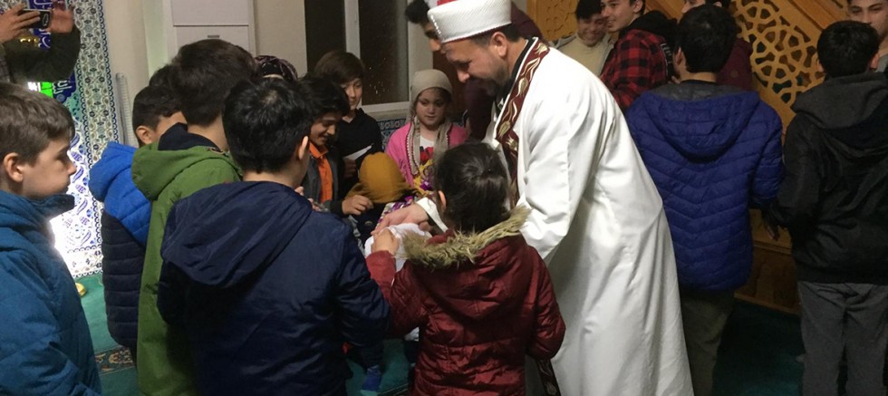 Cami-Çocuk Buluşmaları