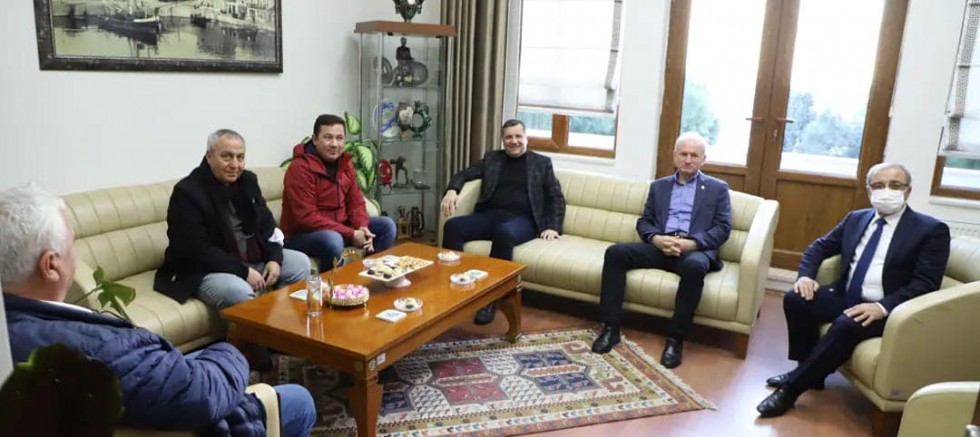 Ceylan’dan Parti Teşkilatına Ziyaret
