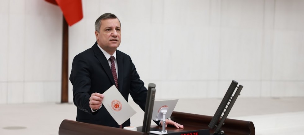 Ceylan; ‘Vatandaşa Nas, Zengine Faize Bas!’