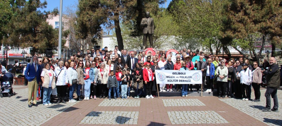 CHP Gelibolu’dan Ata’ya Saygı Töreni