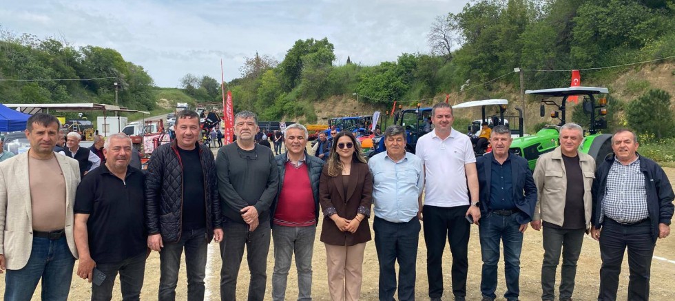 CHP Heyeti Vatandaş ve Üreticilerle Bir Araya Geldi