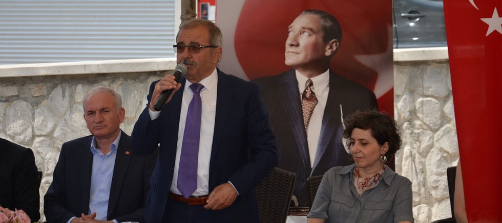 CHP iLÇE öRGüTü BAYRAMLAŞMA PROGRAMI DüZENLEDi