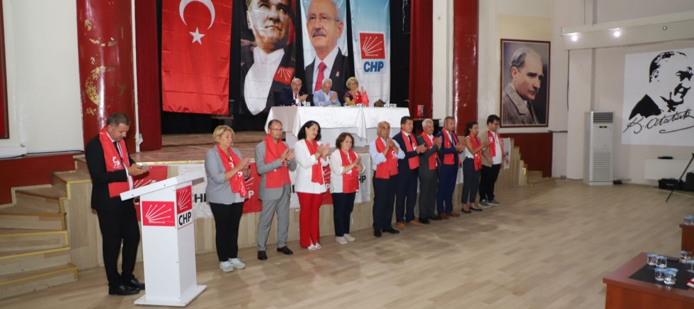 CHP İlçe Yönetim Kurulu Görev Dağılımını Yaptı